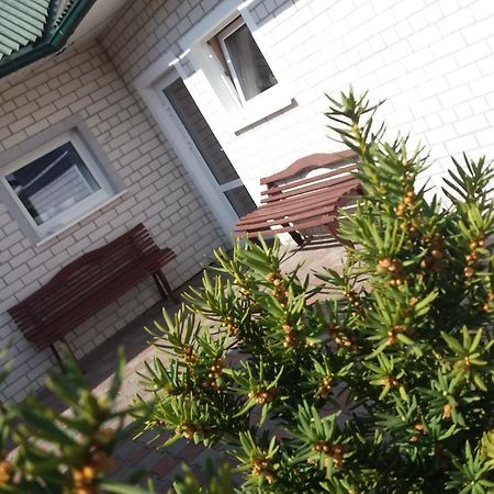 Отель Гостевой дом Уютный Брест Экстерьер фото